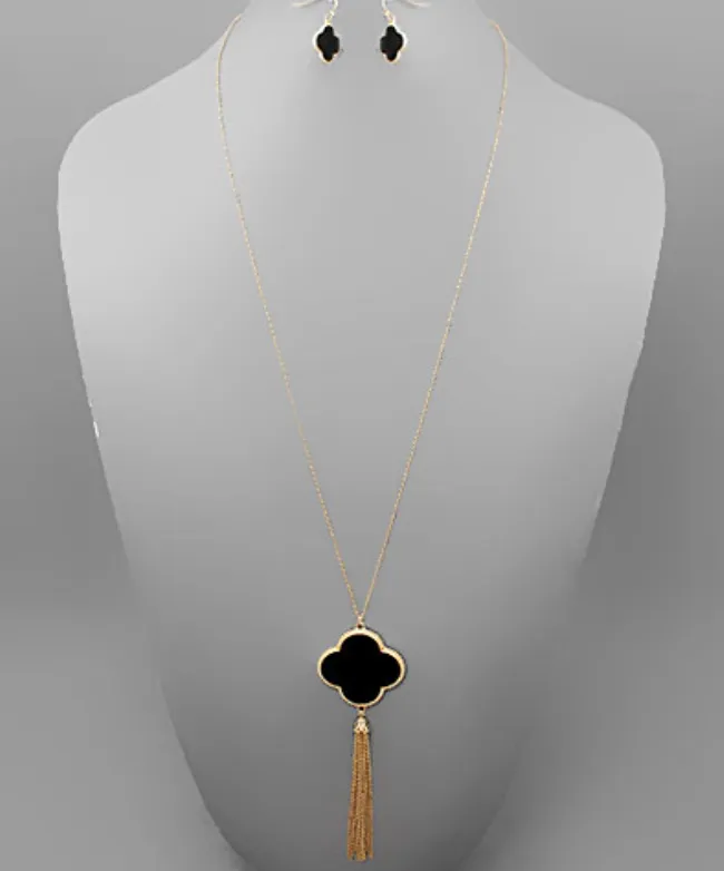 Clover Tassel Earrings & Necklace Set