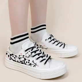 Cute Hand-Painted Panda Print Low-top Canvas Shoes