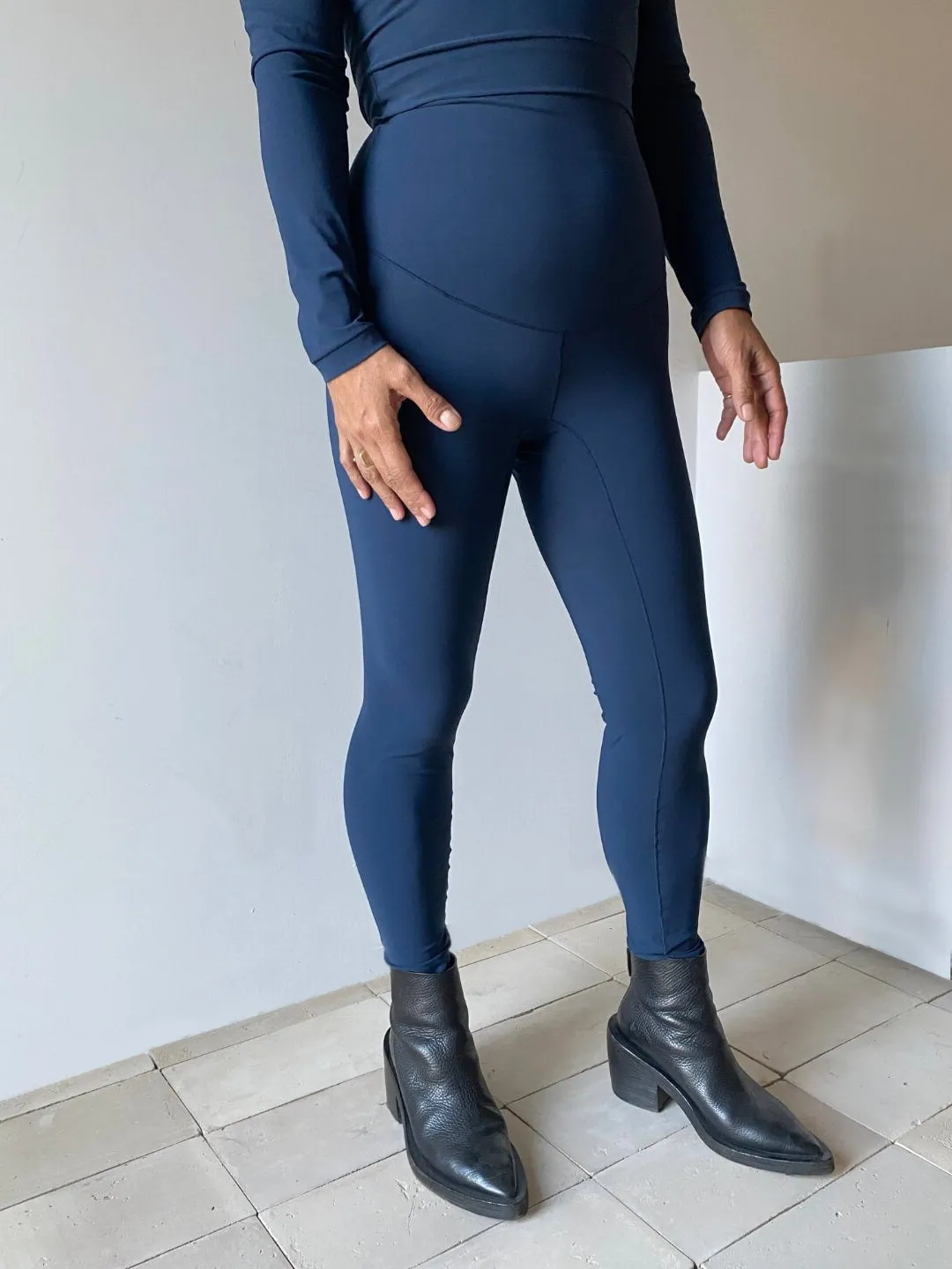 High Top Legging in Matte Indigo